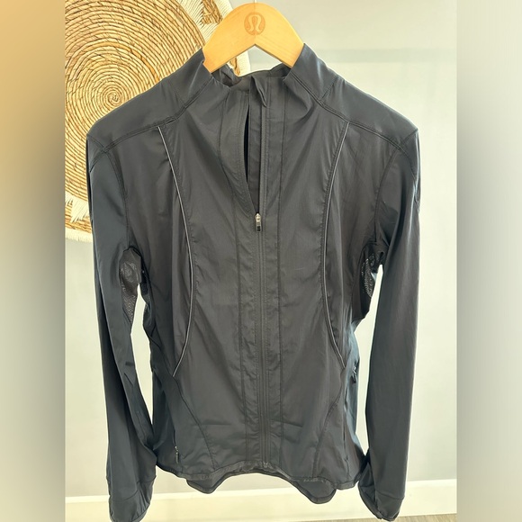 lululemon athletica Jackets & Blazers - lululemon black windbreaker jacket